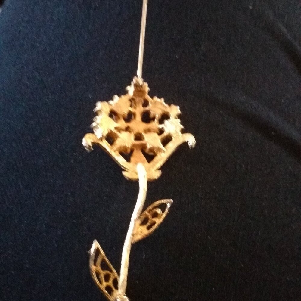 Vintage Floral Brooch! - Picture 3 of 3